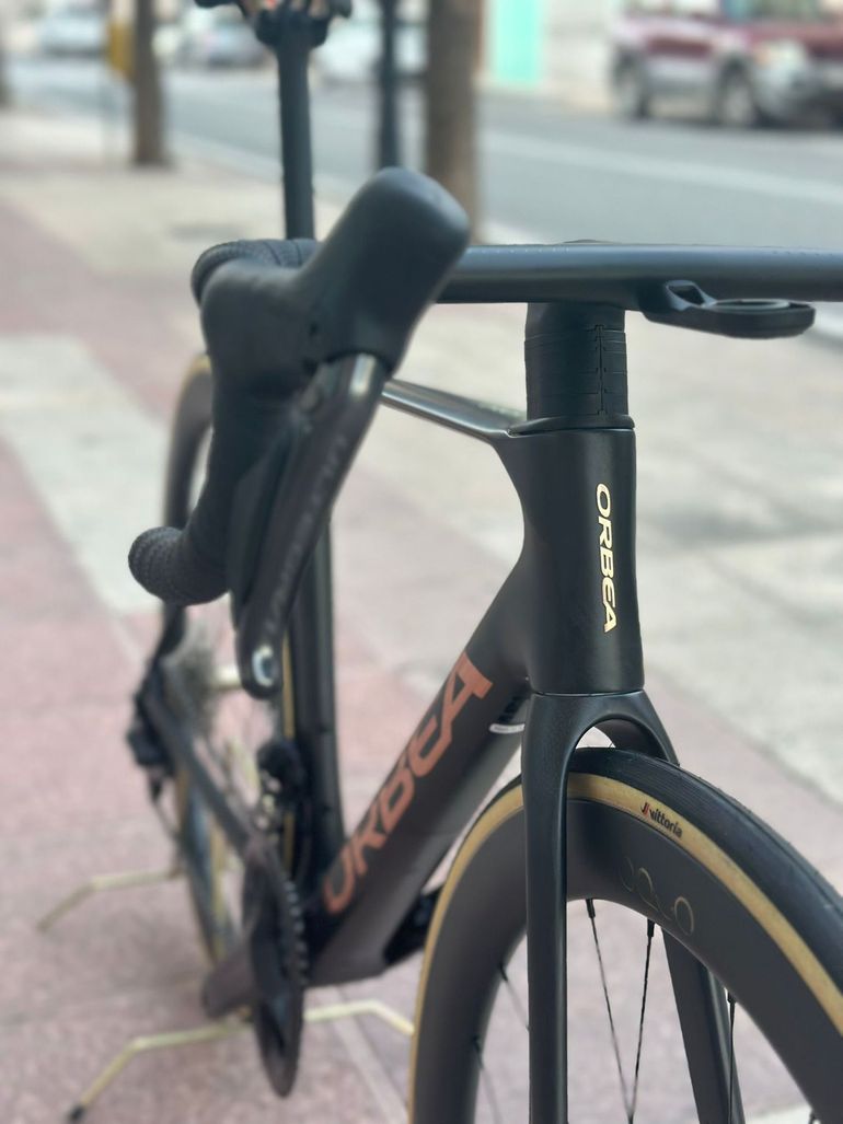 Used Orbea Orca M20iltd Pwr 2026 2026 Road & Gravel — image 6 of 10