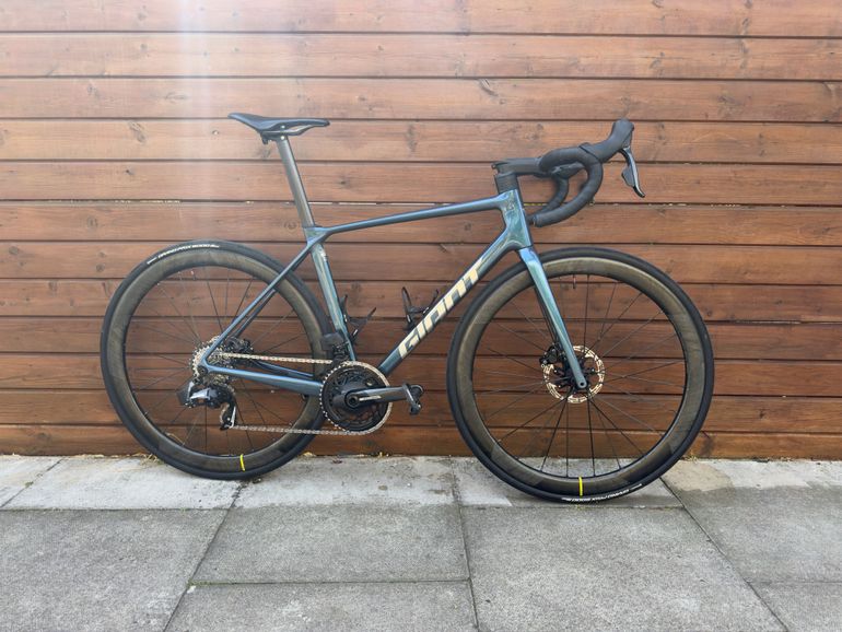 Used Giant TCR Advanced Pro 0 AXS 2025 2025 Road & Gravel, Blue — image 1 of 5