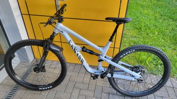 Used Canyon Spectral 5 2024 2024 Mountainbike, Light Gray, 27.5, 29 — image 5 of 10