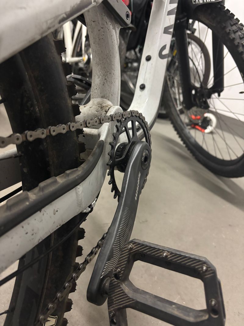 Used Canyon Spectral 5 2024 2024 Mountainbike, Light Gray, 27.5, 29 — image 9 of 10