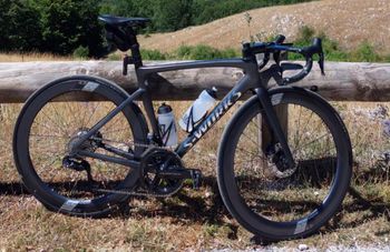 Used Specialized Tarmac Shimano Ultegra Di2 2023 Road & Gravel, Black — image 2 of 5
