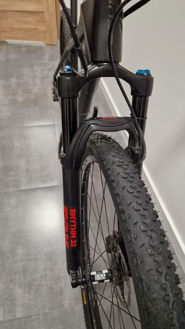 Used Focus Raven Shimano Deore XT 2018 Mountainbike, Black — image 7 of 8