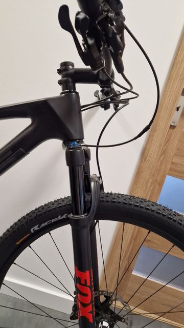Used Focus Raven Shimano Deore XT 2018 Mountainbike, Black — image 8 of 8