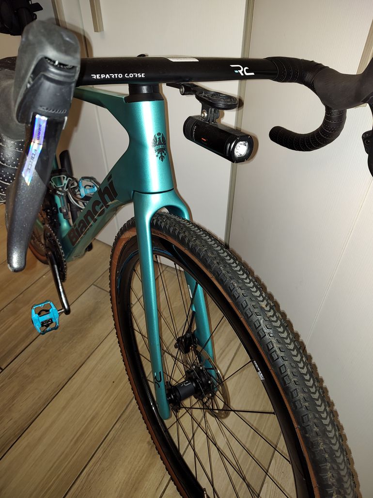 Used Bianchi Impulso RC Force AXS disc 2024 2024 Road & Gravel, Green — image 6 of 8