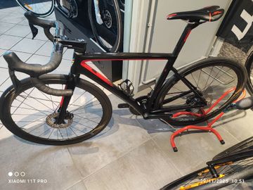 Gebrauchtes Colnago V3 Shimano Ultegra Di2 (12 Speed) 2024 Road & Gravel, Schwarz — Bild 2 von 6