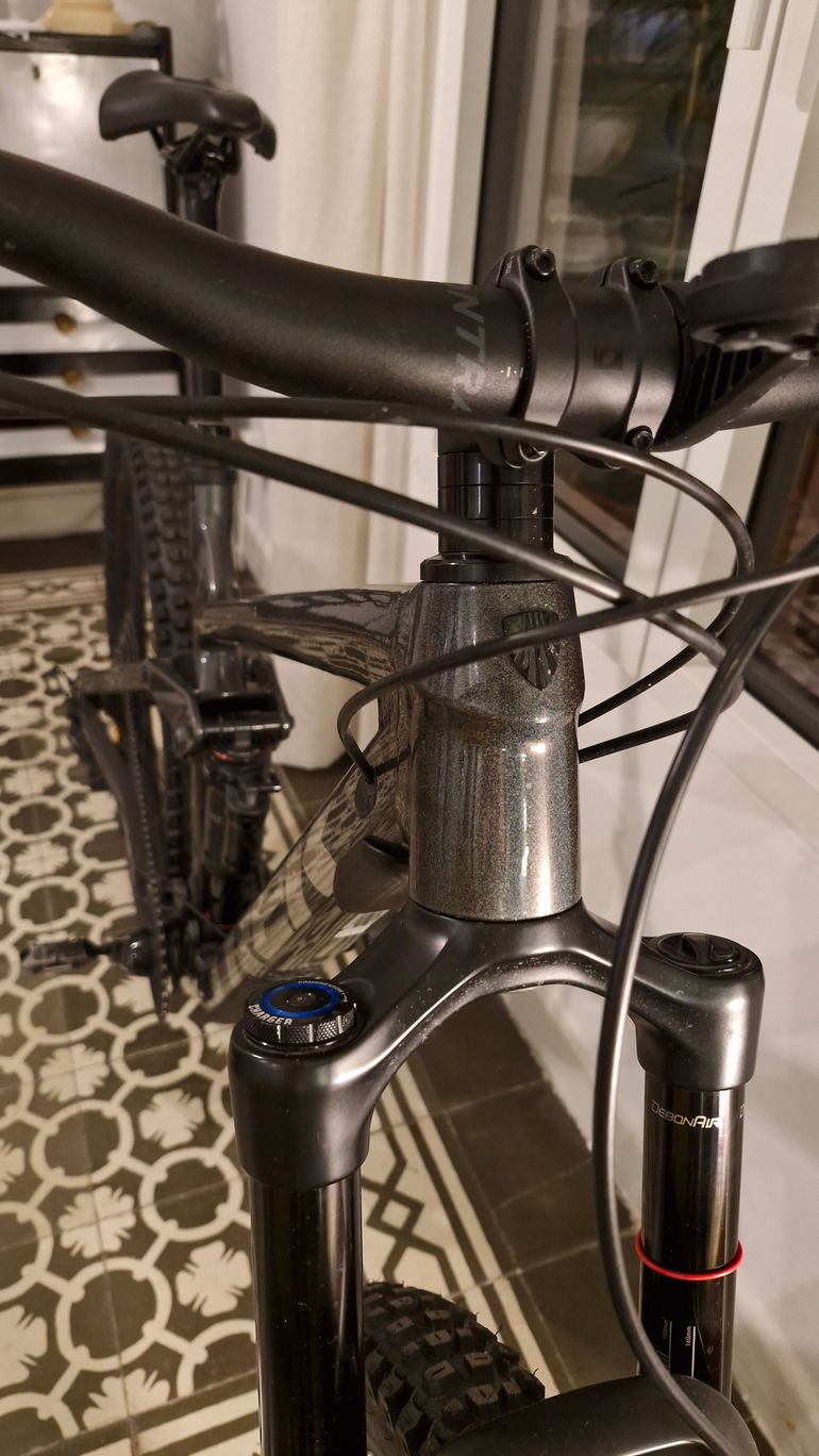 Used Trek Remedy 8 2022 Mountainbike, Black — image 12 of 12