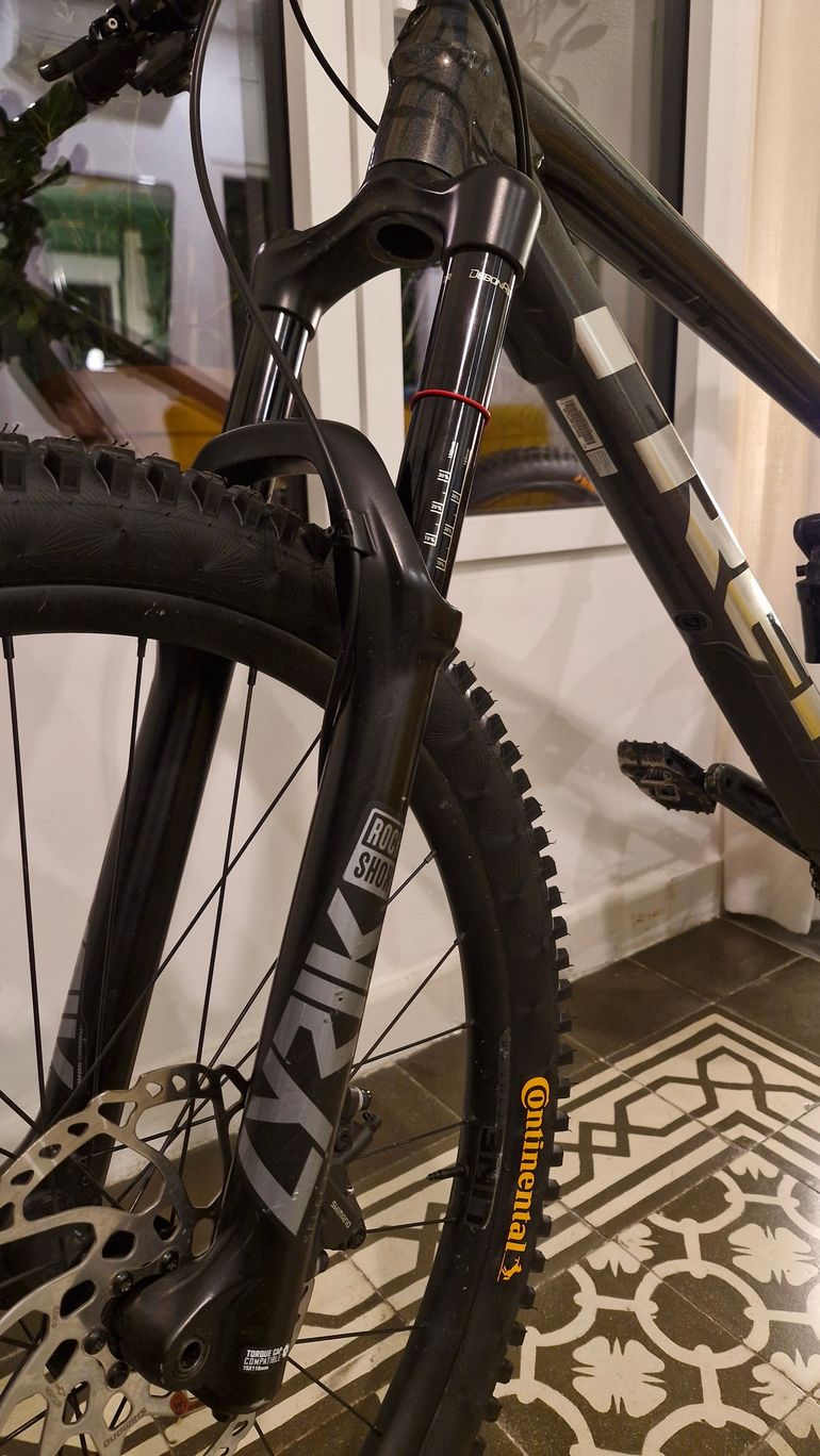 Used Trek Remedy 8 2022 Mountainbike, Black — image 4 of 12