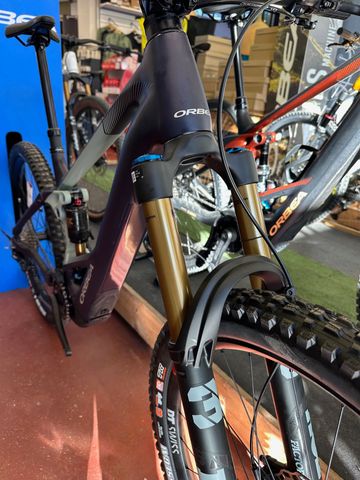 Tweedehands Orbea Wild Shimano Deore XT 2026 Mountainbike — afbeelding 5 van 8
