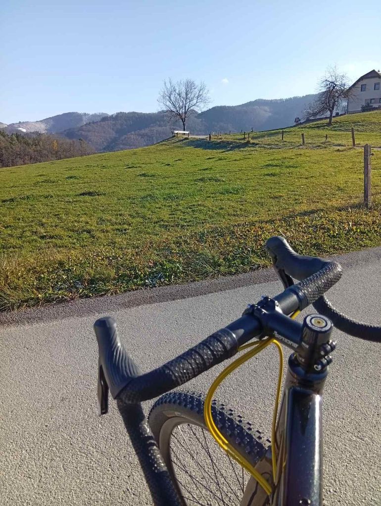 Used Other Brands Custom 2025 Road & Gravel, Black — image 2 of 15