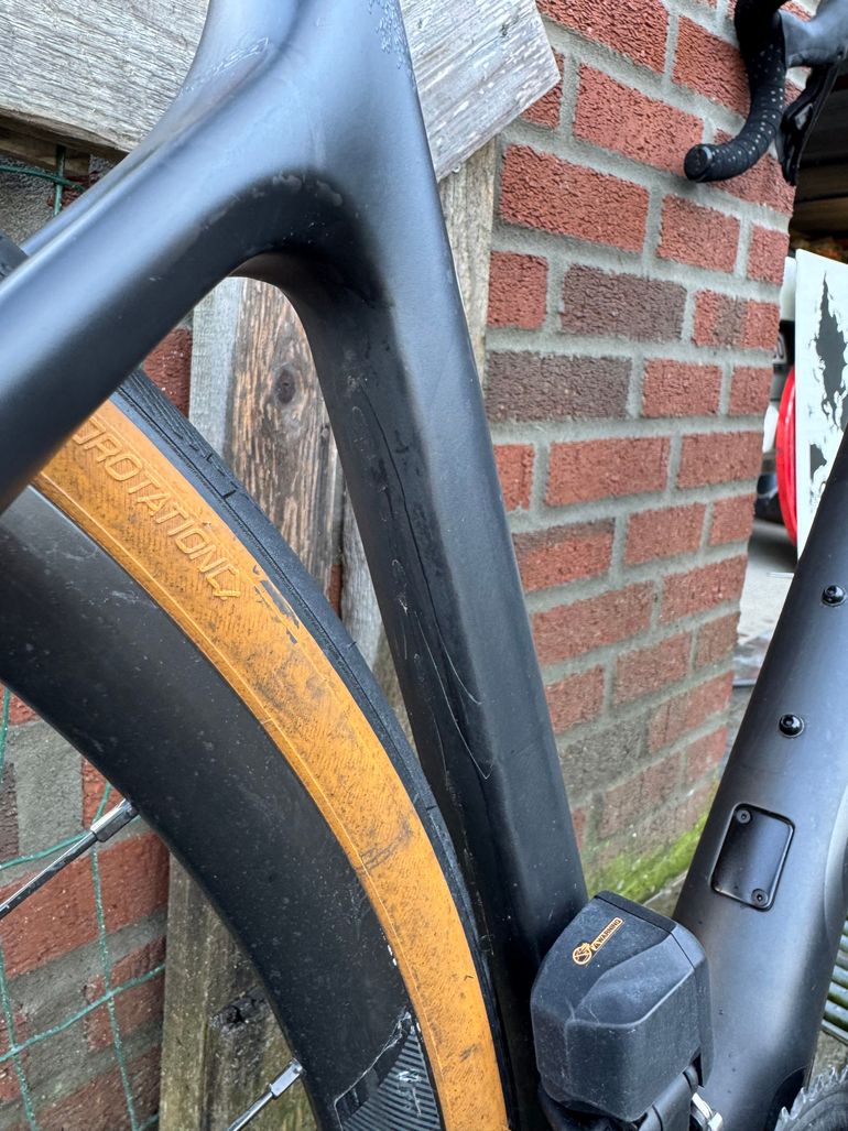 Used Orbea ORCA M30iLTD PWR 2023 2023 Road & Gravel, Black — image 5 of 9
