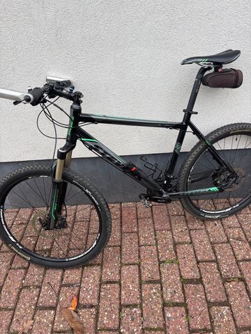Used Stevens 75 2015 Mountainbike, Light Gray — image 2 of 4