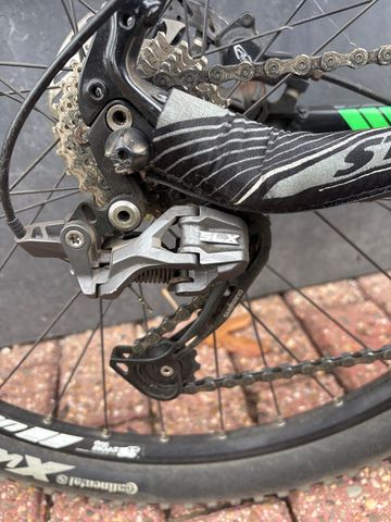 Used Stevens 75 2015 Mountainbike, Light Gray — image 3 of 4