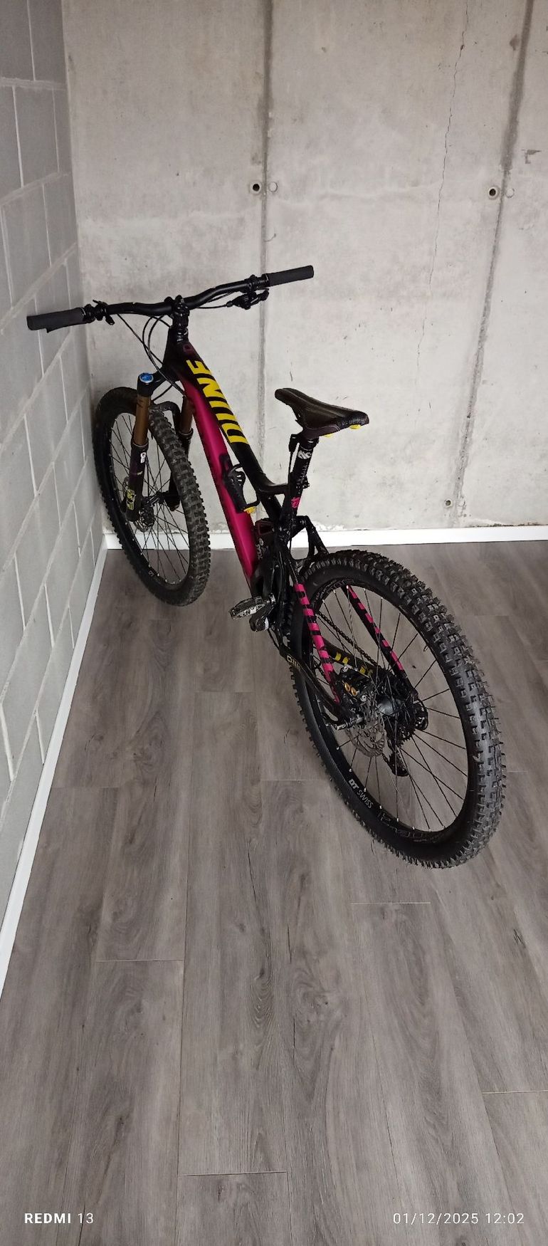 Used Mondraker Dune XR 2017 2017 Mountainbike, Purple — image 6 of 7