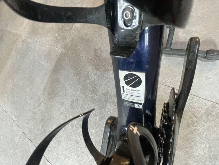 Used Canyon Ultimate CF SLX Disc 9.0 Team Movistar 2020 2020 Road & Gravel — image 8 of 12