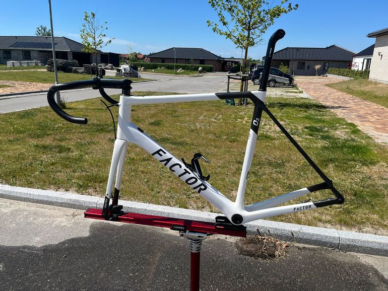 Used Factor O2 Frameset Frameset 2020 Road & Gravel, White — image 2 of 9