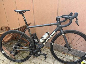 Gebrauchtes MMR Adrenaline 10 2024 2024 Road & Gravel, Schwarz — Bild 1 von 4