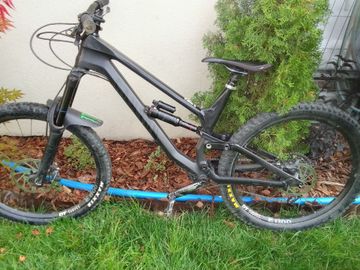 Canyon Torque SRAM GX DH 2018 Mountainbike d'occasion — image 2 sur 5