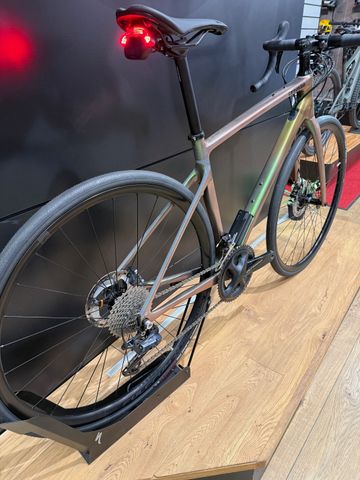 Tweedehands Cannondale Synapse Carbon 2 RL 2024 2024 Road & Gravel — afbeelding 3 van 9