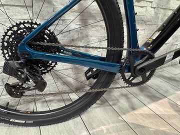 Giant Revolt X Advanced Pro 2 2024 2024 Road & Gravel usato, Nero — immagine 3 di 5