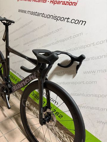 Brugt Bianchi OLTRE PRO 2026 Road & Gravel — billede 4 af 8