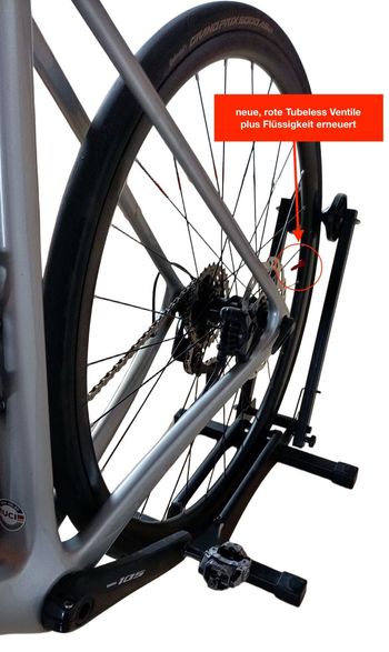 Used Trek Émonda SL 5 Disc 2022 2022 Road & Gravel, Light Gray — image 7 of 7