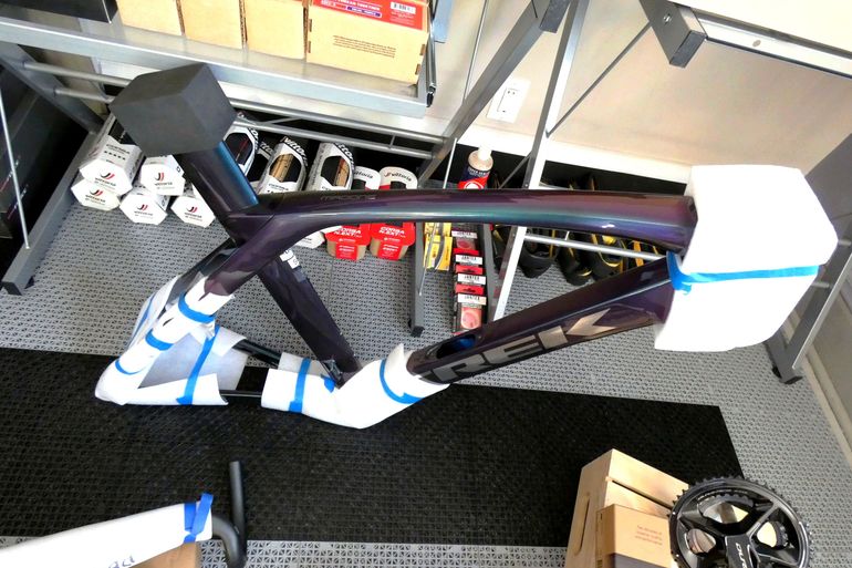 Used Trek Madone SLR 9 2022 Frameset 2022 Road & Gravel, Blue — image 8 of 12