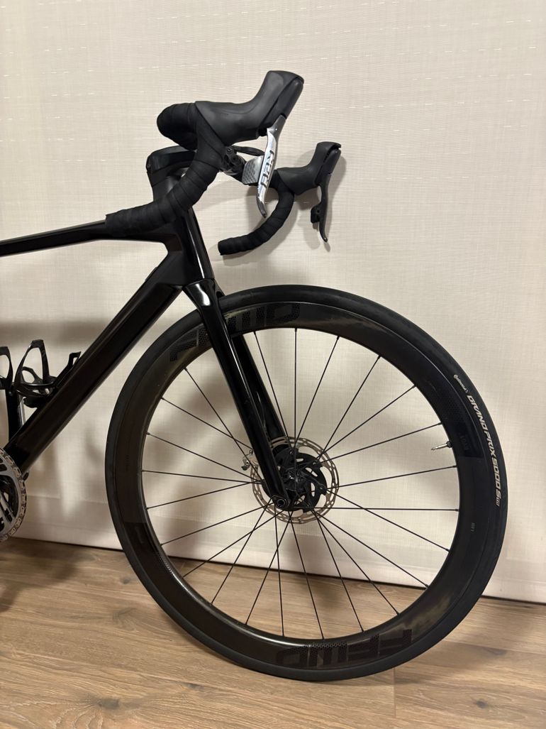 Used BMC Roadmachine 01 ONE 2021 2021 Road & Gravel, Schwarz — image 2 of 10