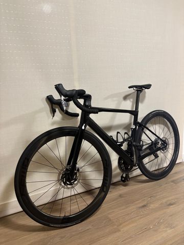 Used BMC Roadmachine 01 ONE 2021 2021 Road & Gravel, Black — image 7 of 10