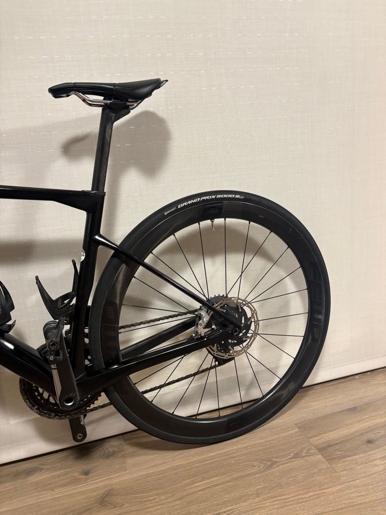 Used BMC Roadmachine 01 ONE 2021 2021 Road & Gravel, Schwarz — image 8 of 10