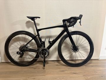 Used BMC Roadmachine 01 ONE 2021 2021 Road & Gravel, Black — image 1 of 10