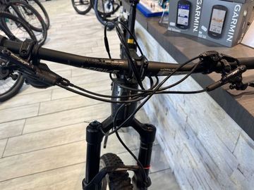 Used Olympia F1-XN 2025 Mountainbike, Light Gray — image 4 of 5