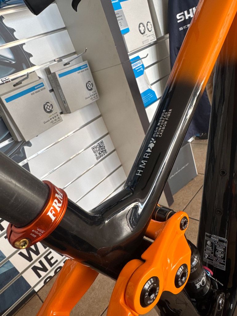 Used Berria MAKO 9 2021 2021 Mountainbike, Orange, 29 — image 7 of 11