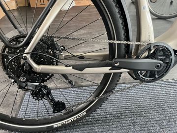 Used Corratec E-Power Shimano CUES 2024 Mountainbike, Light Gray — image 2 of 5