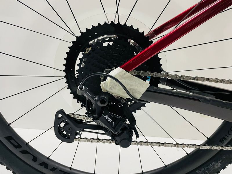 Used Trek Procaliber 9.8 2023 2023 Mountainbike, Red, 29 — image 3 of 5