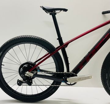 Used Trek Procaliber 9.8 2023 2023 Mountainbike, Red, 29 — image 2 of 5