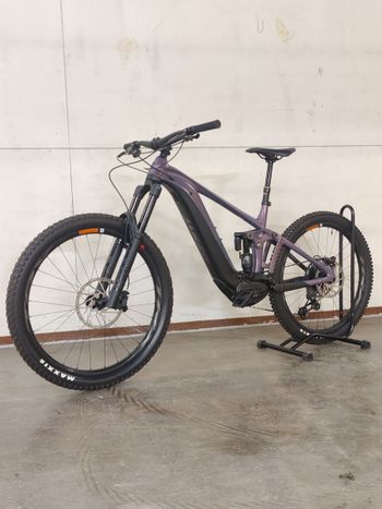 Used Giant Reign E+ 1 2023 2023 Mountainbike, Purple, 27.5 — image 2 of 10