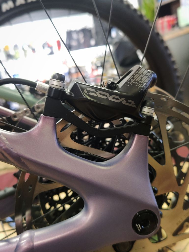 Used Giant Reign E+ 1 2023 2023 Mountainbike, Purple, 27.5 — image 9 of 10