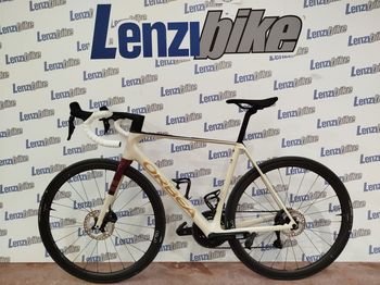 Used Orbea Orbea Orca M20i 2024 Road & Gravel, Weiß — image 6 of 7