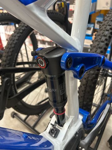 Used Megamo Crave 40 Al 2023 Mountainbike, Blue — image 6 of 7