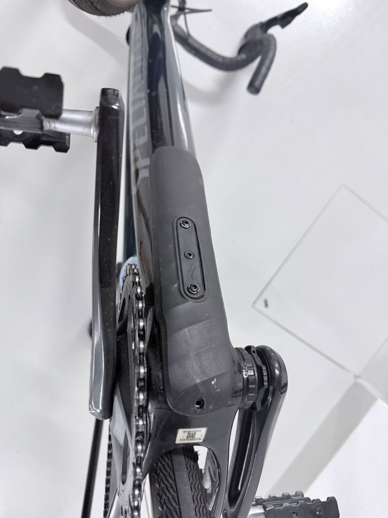 Used Specialized Diverge Expert Carbon 2022 2022 Road & Gravel — image 14 of 24