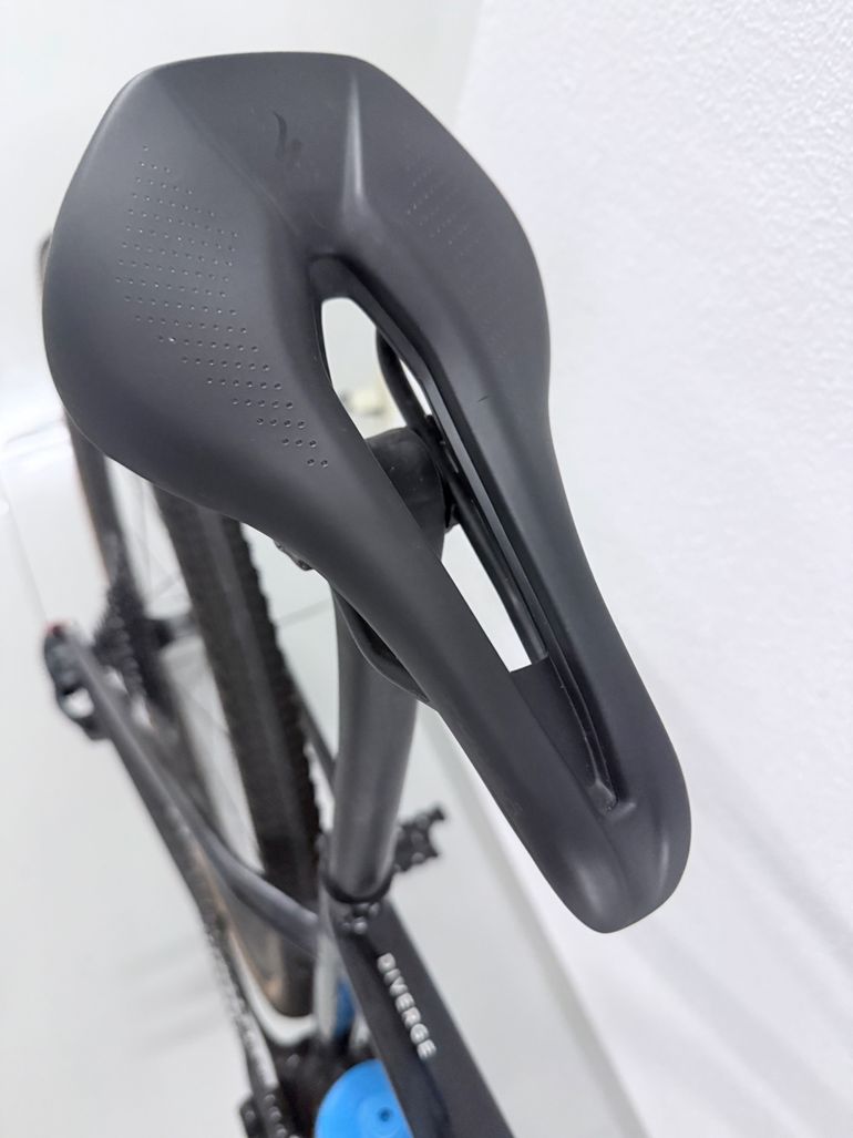 Used Specialized Diverge Expert Carbon 2022 2022 Road & Gravel — image 15 of 24