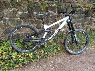 Used CUBE TWO15 RACE 2022 2022 Mountainbike, White, 27.5 — image 2 of 3