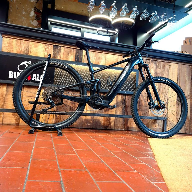 Used Giant Stance E+ 2 2023 2023 Mountainbike, Black, 29 — image 2 of 3