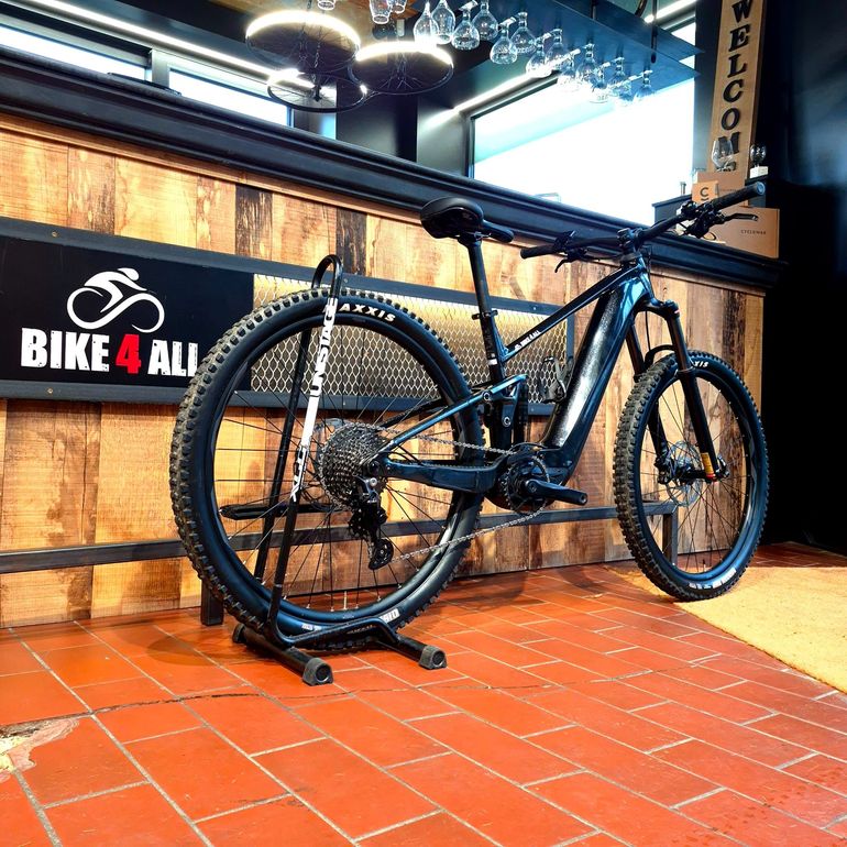 Used Giant Stance E+ 2 2023 2023 Mountainbike, Black, 29 — image 3 of 3