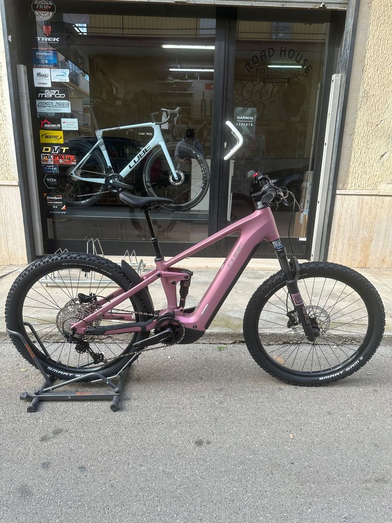 Used CUBE STEREO HYBRID ONE22, RACE 800 2025 2025 Mountainbike — image 1 of 7