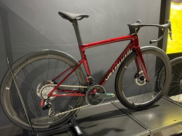 Used Specialized SL8 Pro 2026 Road & Gravel, Red — image 5 of 5