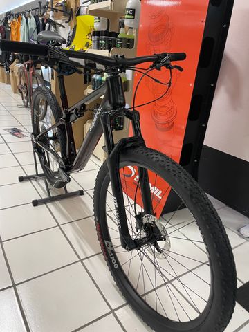 Superior XF 9.5 Team 2024 2024 Mountainbike usato, Rosso — immagine 4 di 4