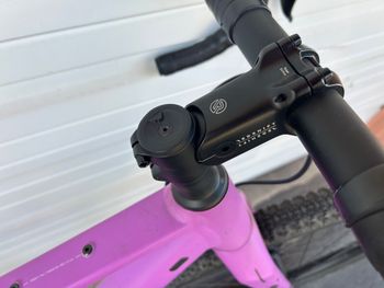 Used Canyon Grizl 7 1by 2022 2022 Road & Gravel, Violett — image 2 of 5