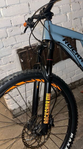 Gebrauchtes Rockrider AM100S 2020 Mountainbike, Hellgrau — Bild 6 von 16
