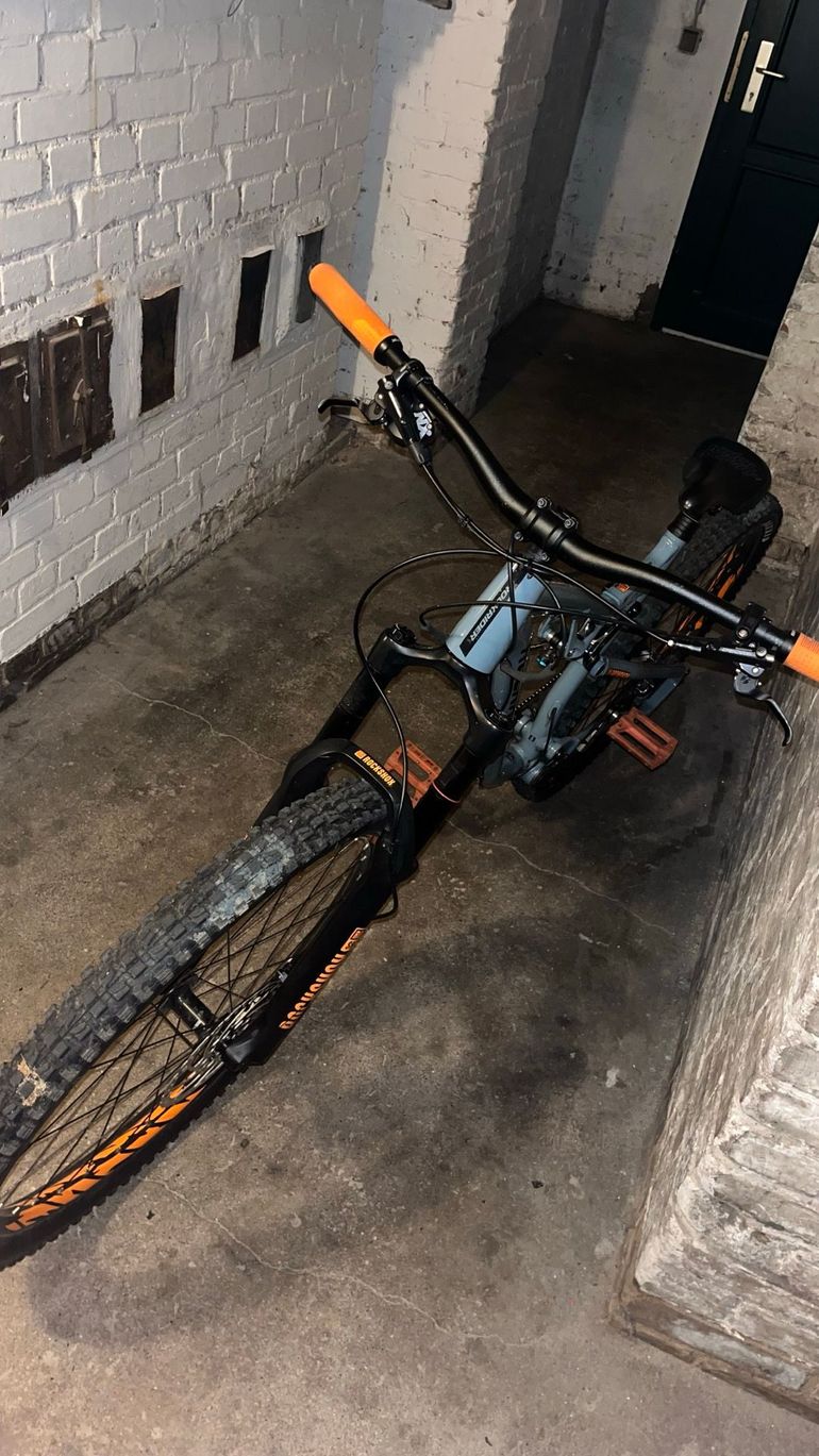 Gebrauchtes Rockrider AM100S 2020 Mountainbike, Hellgrau — Bild 13 von 16